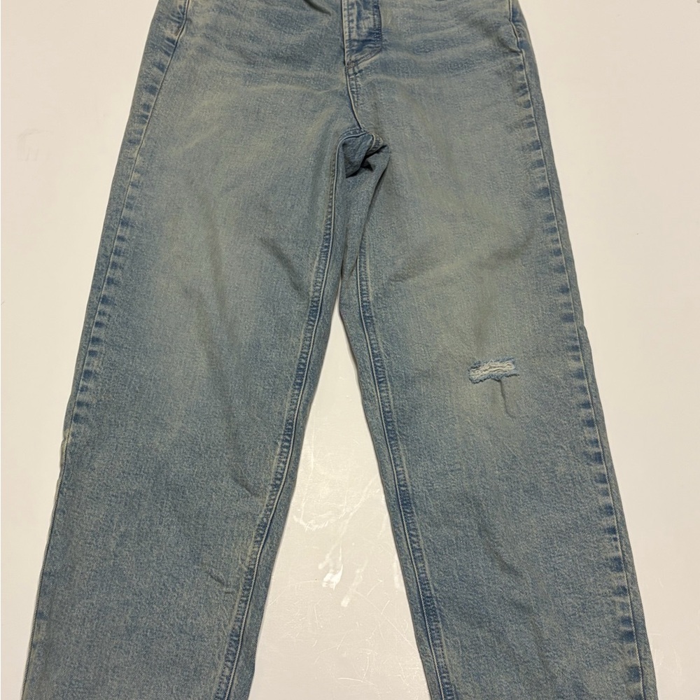 Universal Threads Highest Straight Ankle Jeans.